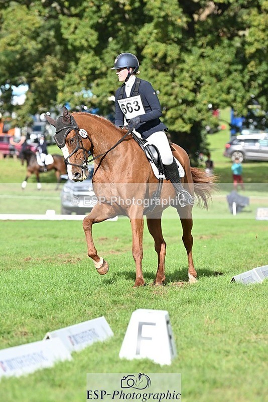 231020-141247-10850 - 663-GROOVY.GUY-Hannah.Watson-DR