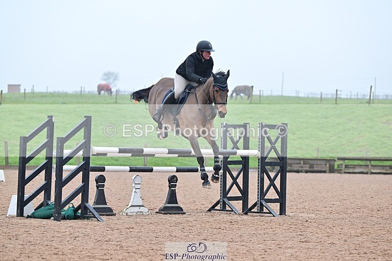 250122-123640-00406 - Cls 4 Newcomers and 1.10m