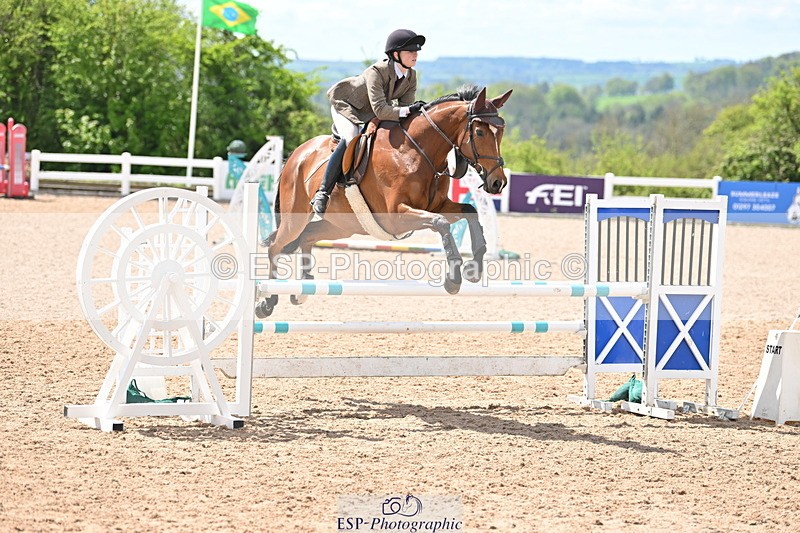 240504A-140714-02135 - Cls 20 & 21 Club & Schools 1m