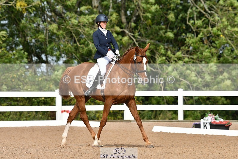 250906-103417-00665 - 037-Anna.PriceMajor.Flyer