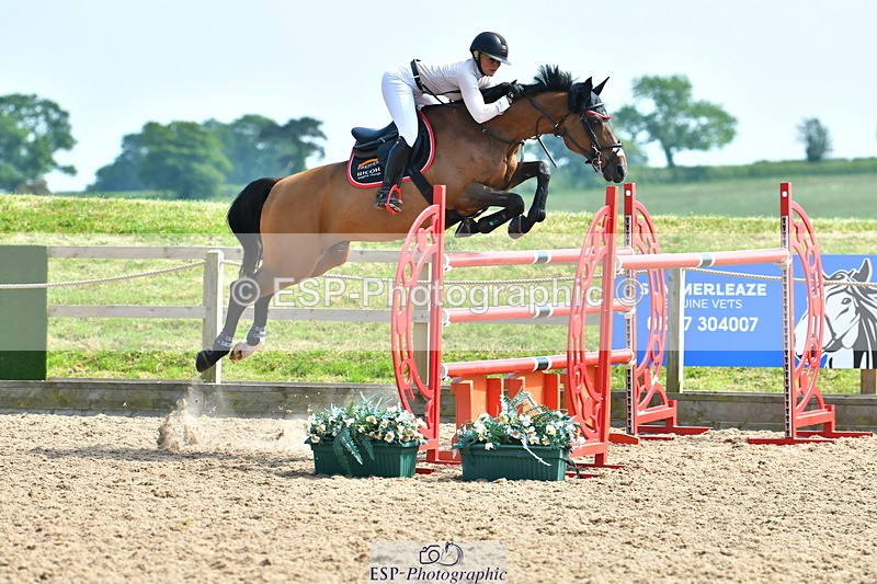 230609A-154420-01650 - Cls 6 National 1.40m