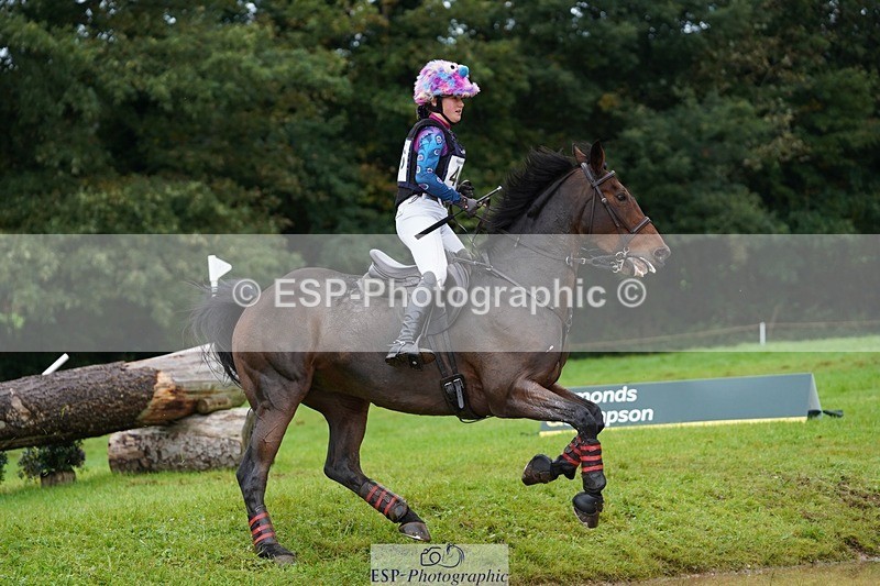 231021-124544-17022 - 466-SPARHANGER.VELVET-Tichy.Sanders-SC+XC