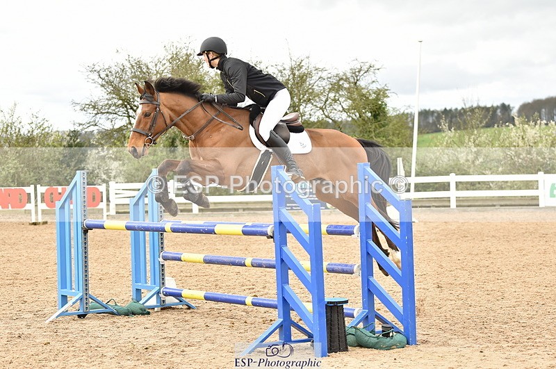 240403A-140952-00721 - Cls 4 Newcomers and 1.10m Open