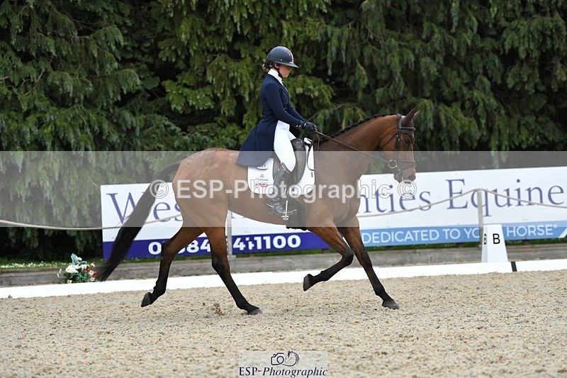 230525-143551-03148 - 322-CHANSON_DU_VILLAGE-Phoebe_Locke-WEDTrotUp+DR