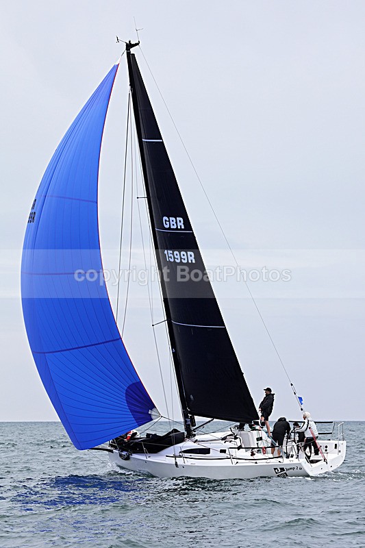 210703 JUMP 2 IT GBR1599R 5T7A9472_Edit - ROUND THE ISLAND RACE 2021