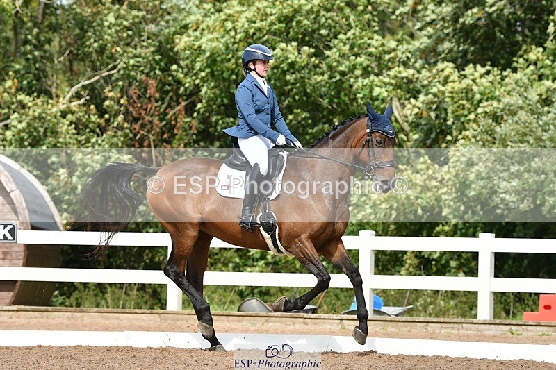 250906-124346-02786 - 087-Lauren.LanikSew.N.Sew