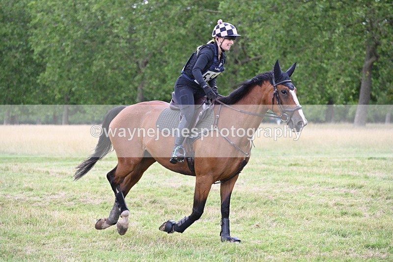 WJ6_4868 - Time at Jump 13:04 to 13:34