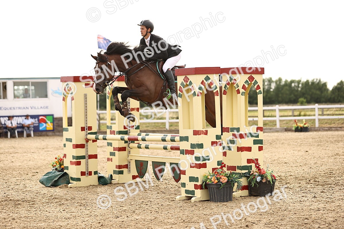 SBM_004990 - Class 24 - Arit Senior British Novice - 90cm
