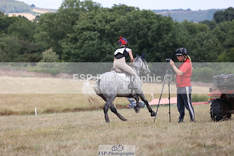 250802A-153314-06774 - F-274-Eliza.Miller-Edge-BALLYLEE.CASTLE.STORM