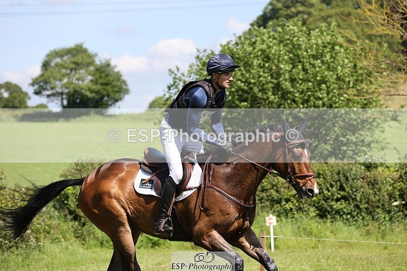 240525-105303-12531 - 320-CARPO_VIVENDI-Jack_Pinkney