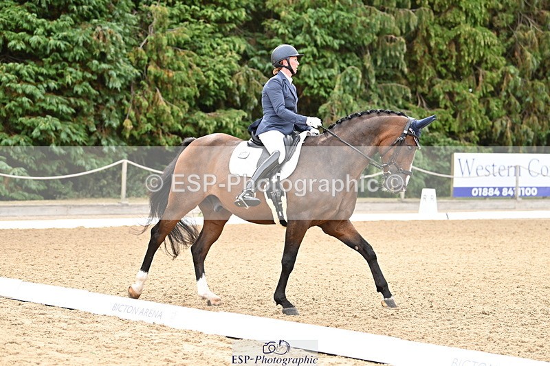 250808A-100951-00216 - 033-Tracey.Taylor-Gerben