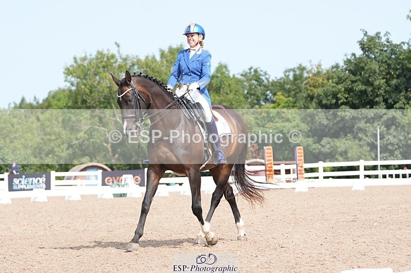 250815-111408-00784 - 012-Natasha.Collings-CostelloDovevale.Tender.Dove