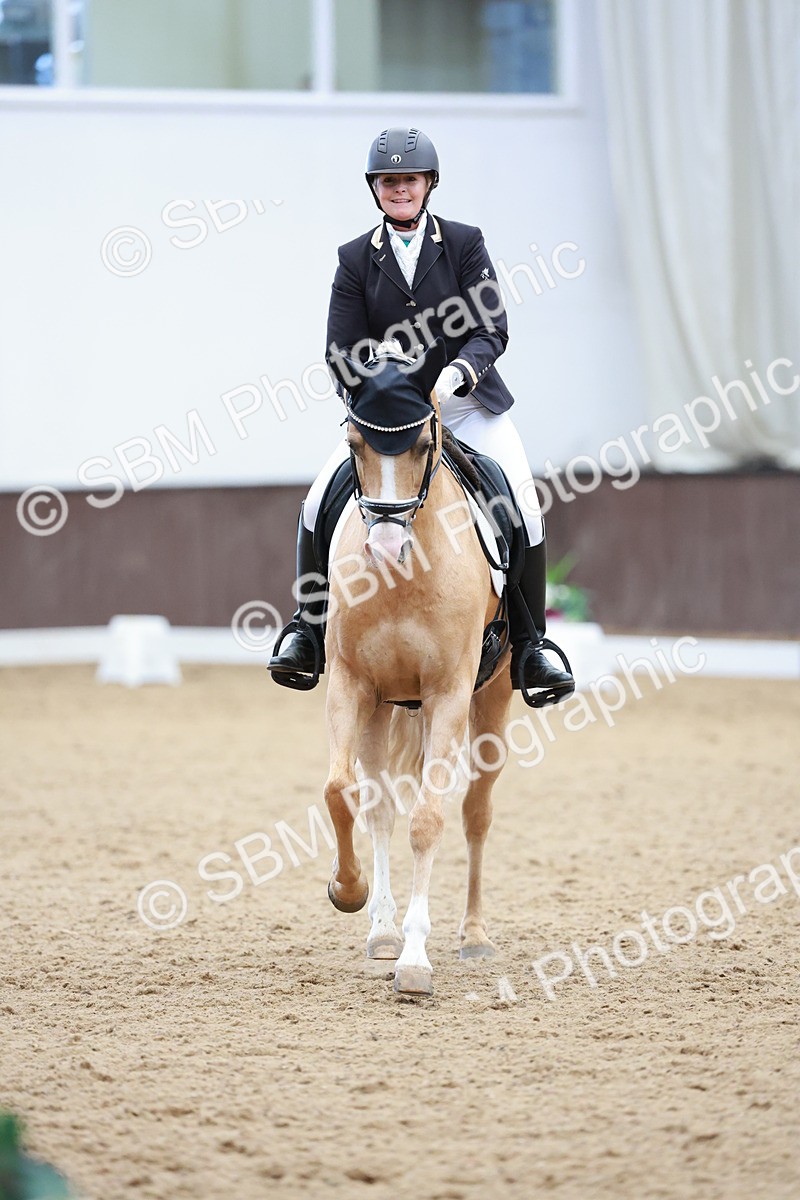 SBM_009855 - Class 6b - Novice 6 - 12.40-13.43