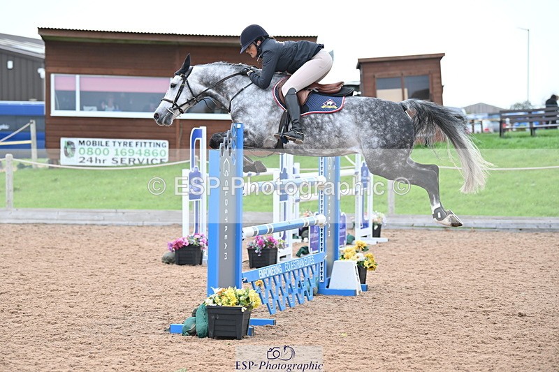 231013A-150037-02876 - Cls 9 Foxhunter & 1.20m Open