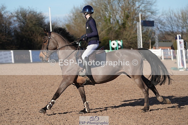 251130-122221-01162 - Cls 9 Pony Fox & 1.10m Open