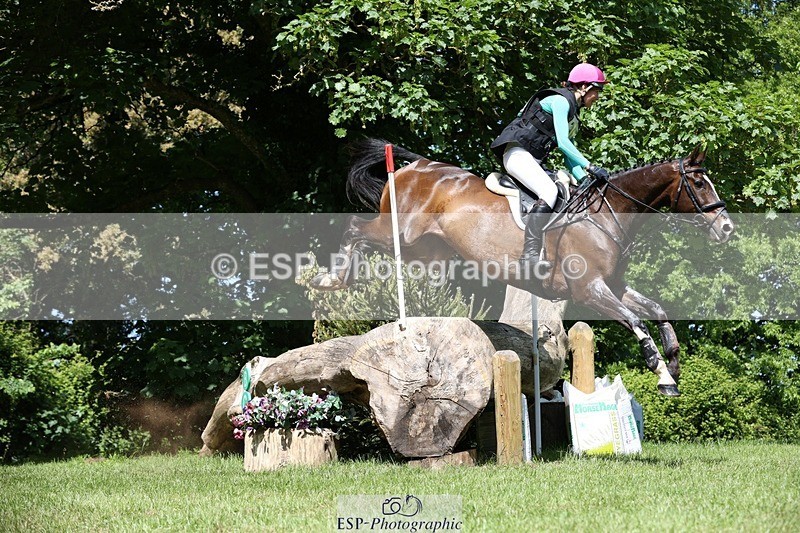 230527-110133-08928 - 265-ISAAC_NEWTON-Jess_Rimmer-XC