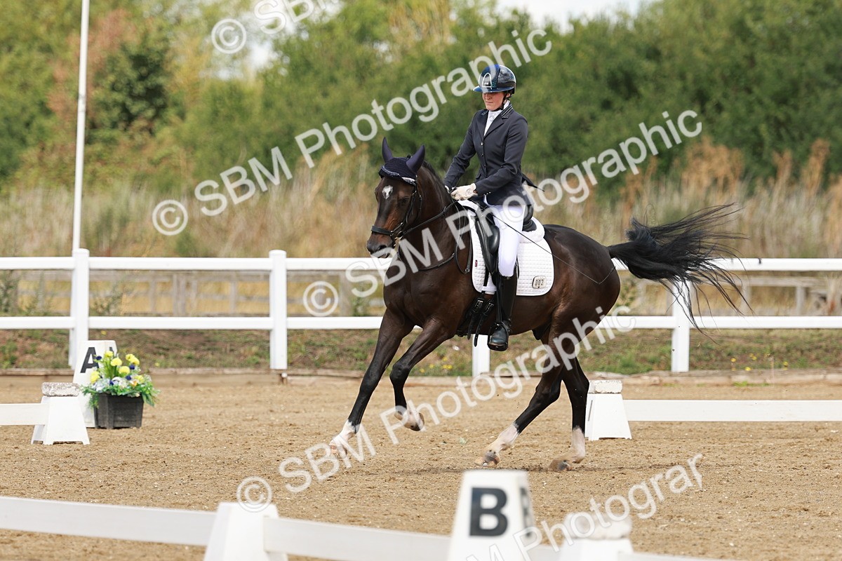 SBM_000818 - Class 4 - Novice 5