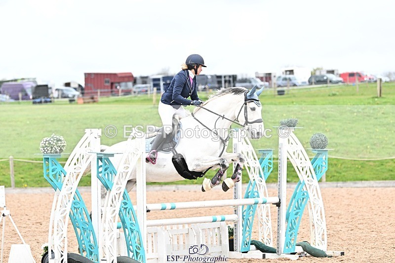 250414-112847-00543 - 90cm Round 1