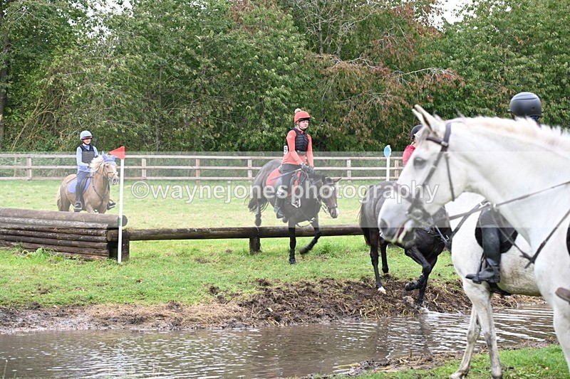 WJ6_6808 - Time at Photographer 13:06 to 13:23