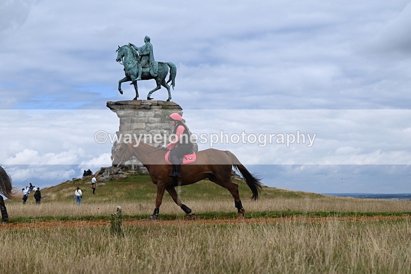 DSC_6784 - Time at Statue 12:45 to 13:15