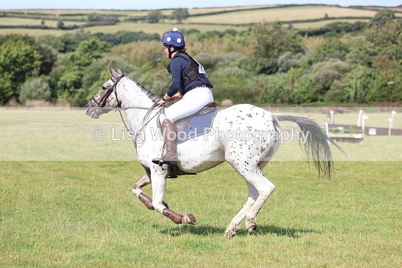 3E7A6648 - Class 1: Trebudannon Open: Pheasant Feeder