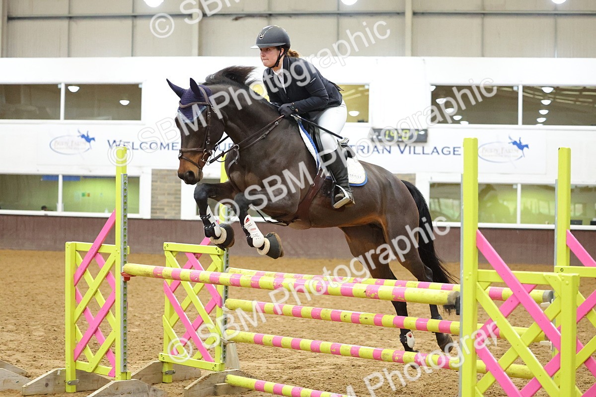 SBM_001419 - Class 4 - Senior Newcomer - 1.10m