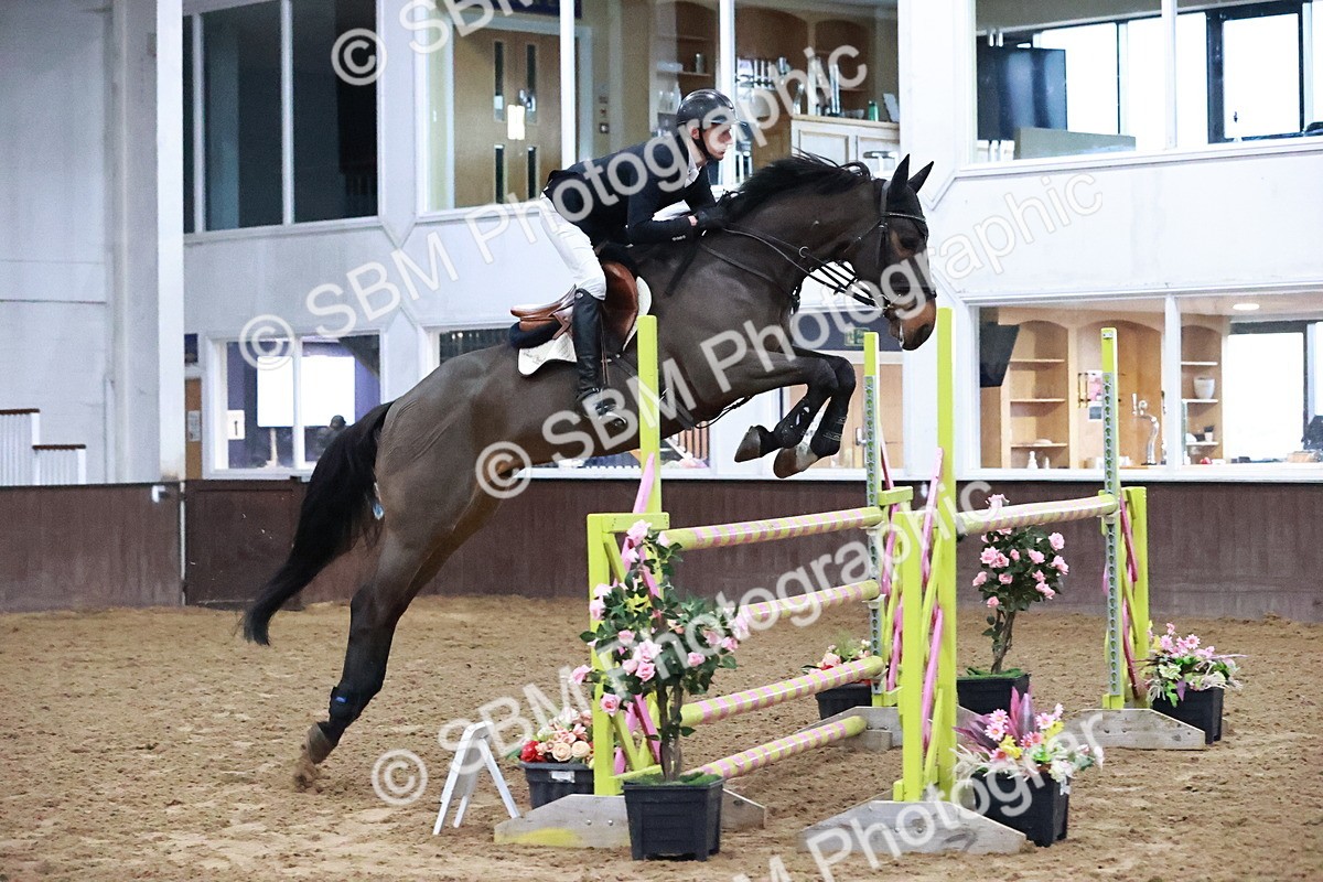 SBM_001598 - Class 5 - Senior Foxhunter 1.20m