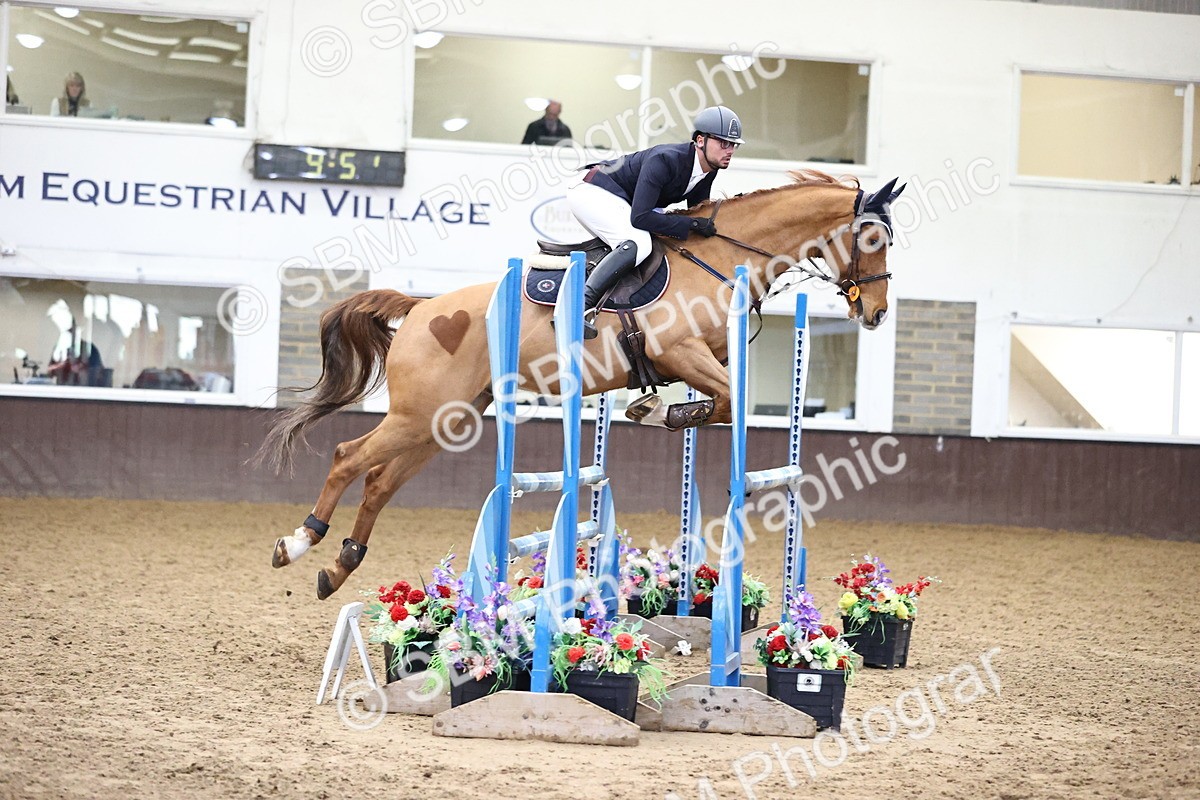 SBM_004905 - Class 16 - Senior Newcomers - 1.10m