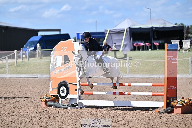 250627-161006-00636 - Cls 6 Stepping Stones 128cm and 138cm