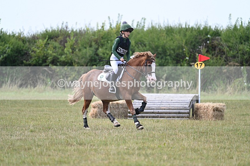 WJ7_7172 - 60cm XC Time 13:22 to 13:53