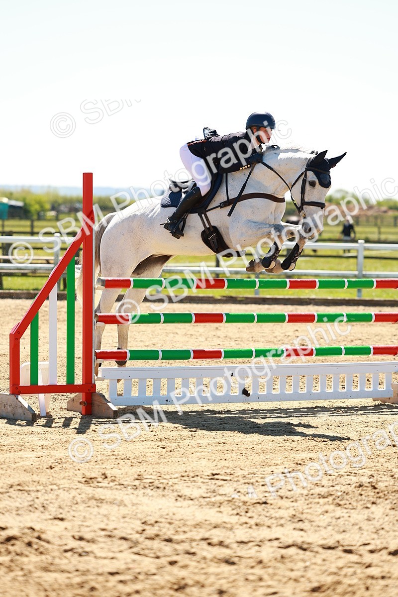 SBM_001317 - Class 4 - Senior Newcomers 1.10m