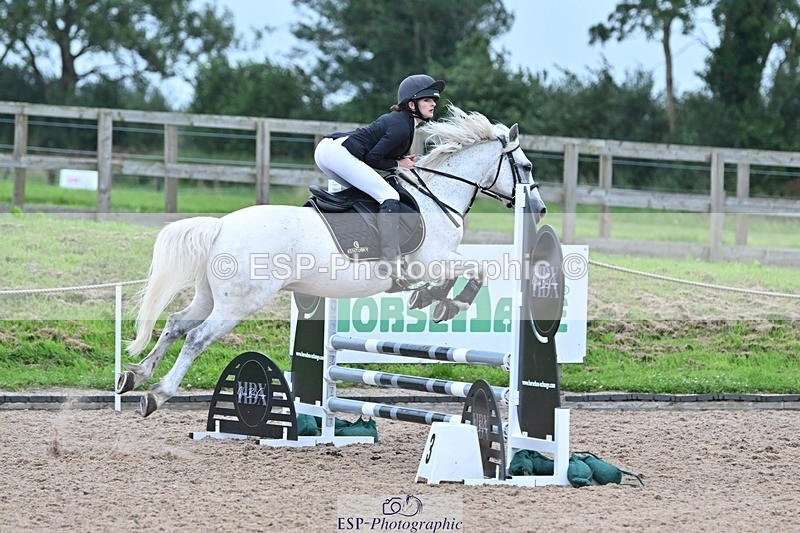 240813-184802-00775 - Classes 5 A&B & 6 80cm