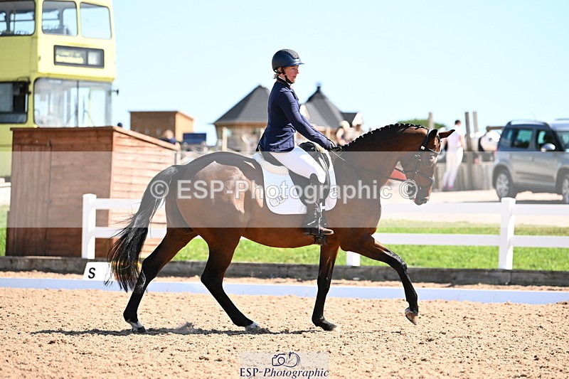 240816A-113556-04075 - 198-Lindsey.Cheffings-Prima