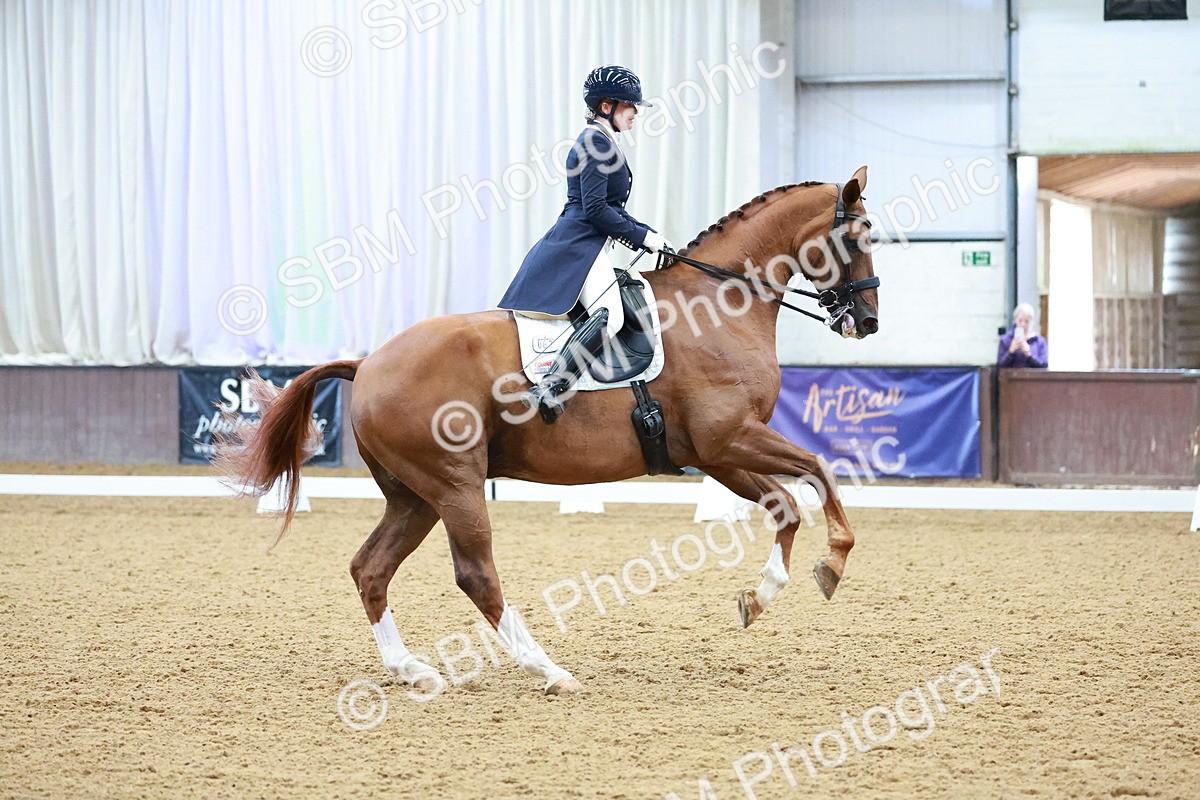 SBM_007790 - Class 9 - FEI INT II - 16.54.17.57