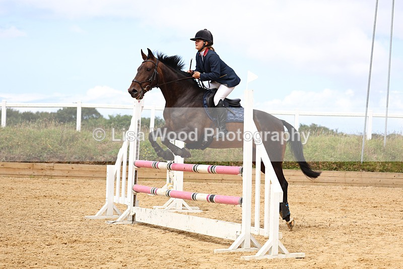 3E7A0158 - Class 9: Senior British Novice/90cm open