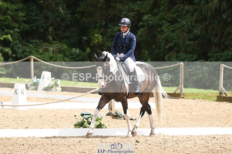 250720A-144422-11915 - 164-Dominique.Kinnaird-Perry-Pallas.Vanquish