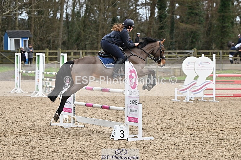 250201A-134717-00879 - Cls 03 Local Horse 110cm