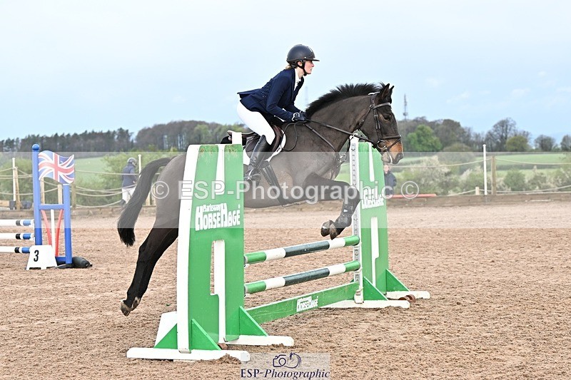 250416-090430-00017 - Cls 1 British Novice and 90cm