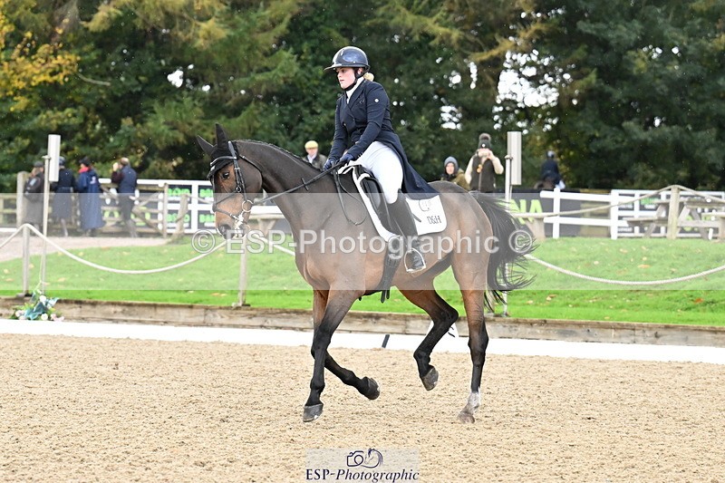 251023A-115801-02131 - B-140-Charlotte.Ward