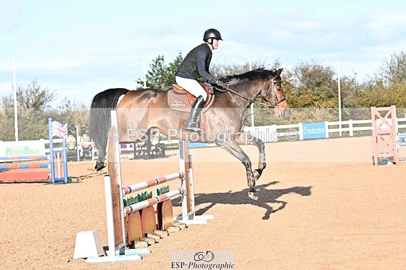 241120X-095525-00051 - Cls 01A&B Snr Brit Nov & 90 Open