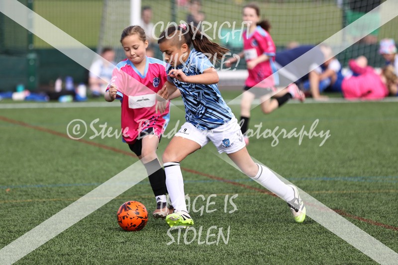 1DX30443 - Sat 13th U9 Girls