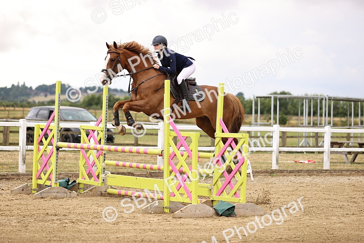 SBM_026362 - Class 12 - Amateur Championship Qualifier 1.05m