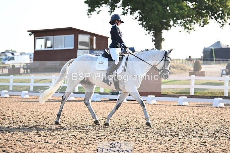 250816-083138-02696 - 068-Jess.MayohCHANDAEM.BURLINGTON.BERTIE