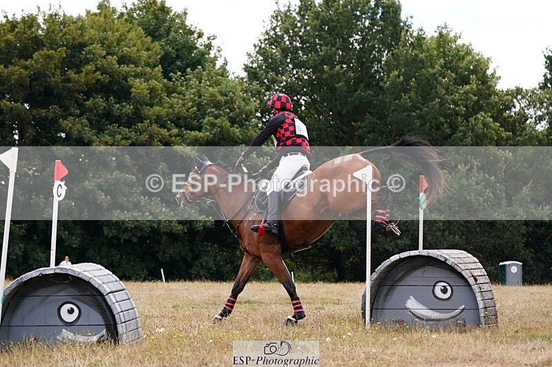 250802A-122830-04022 - A-026-Dan.Andrews-GALOPIN.B