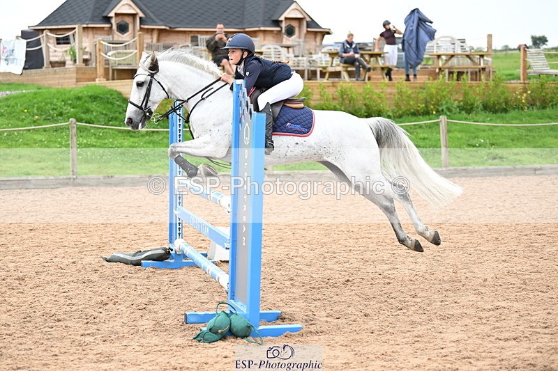 240907A-125539-01771 - Cls 3 Pony Medium Team 80cm & 90cm