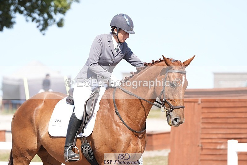 250817-152535-11205 - 203-Anna.JamesVillany