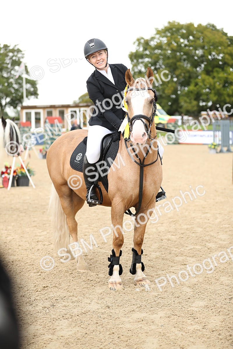 SBM_01053 - J27 - Senior Horse & Pony 50cm Championships