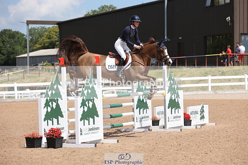 240718A-124231-05189 - Cls 9, 1 Star Bronze Tour 1.10m