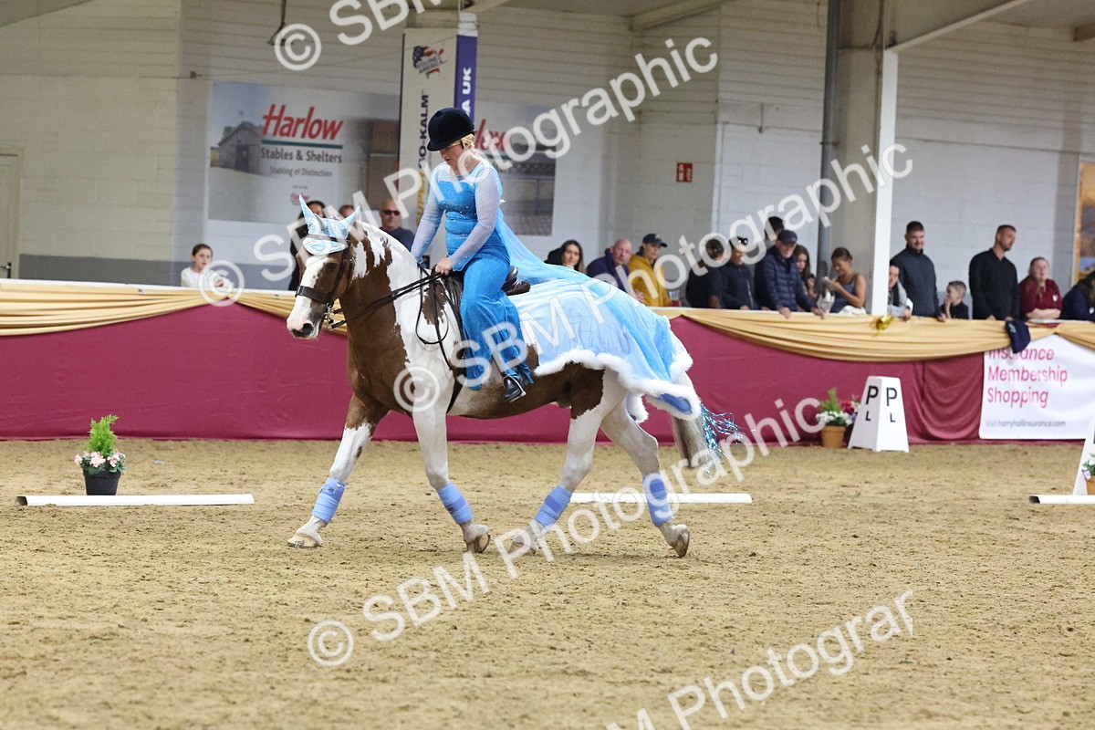SBM_09925 - Class 52 Strictly Fancy Dress-Age