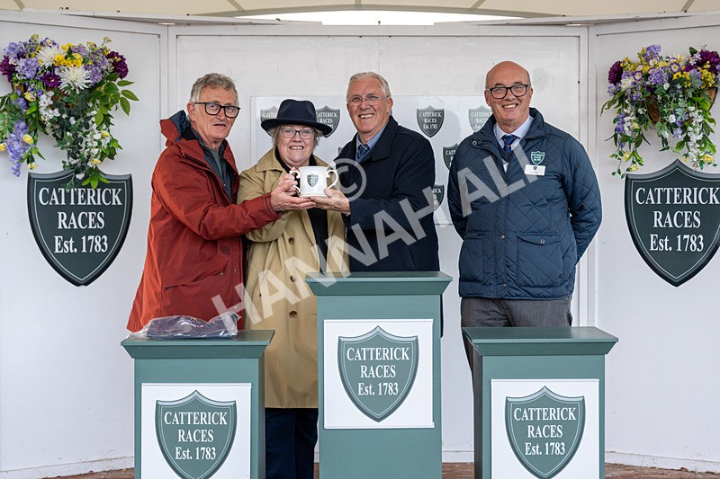 171026-Race 8-Gentle Warrior-8800 - Race 8 5.15pm Go Racing In Yorkshire Future Stars Apprentice Handicap